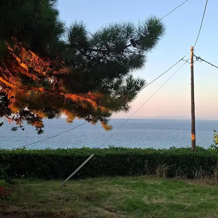 With A View, Near The Διαμέρισμα